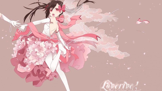 为什么章若楠和杨超越长得很像，男人却更喜欢章若楠，认为有女人味，而觉得杨超越像小女孩？